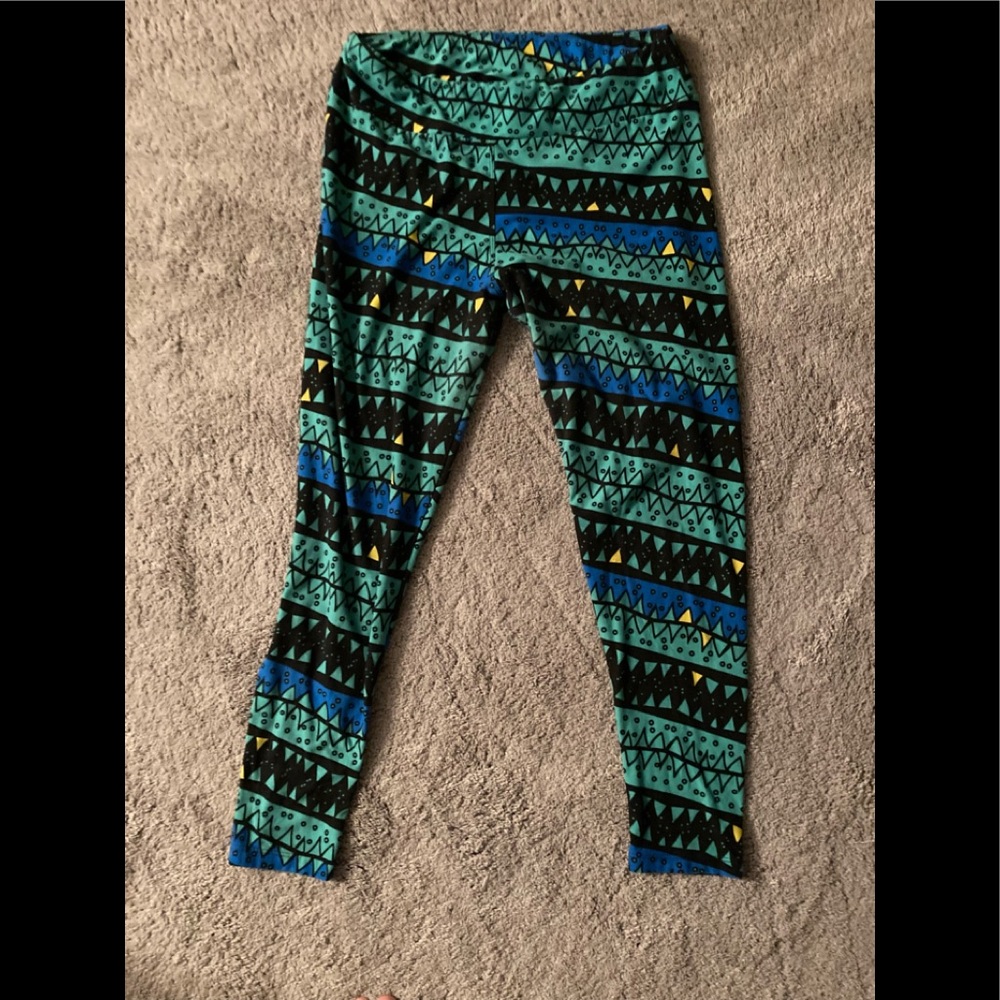 LuLaRoe tall and curvy leggings-so comfy!